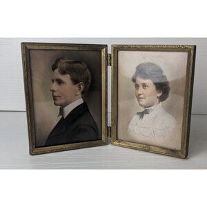 Charming Retro Man Woman couple Vintage Portraits In Folding Double Frame